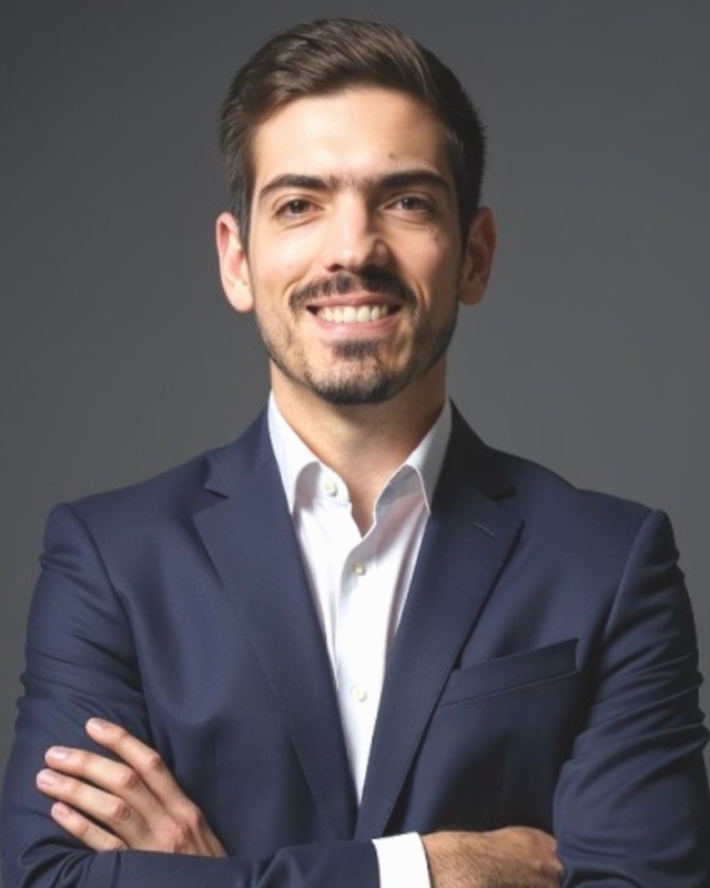 Rubén Calderón, asesor inmobiliario